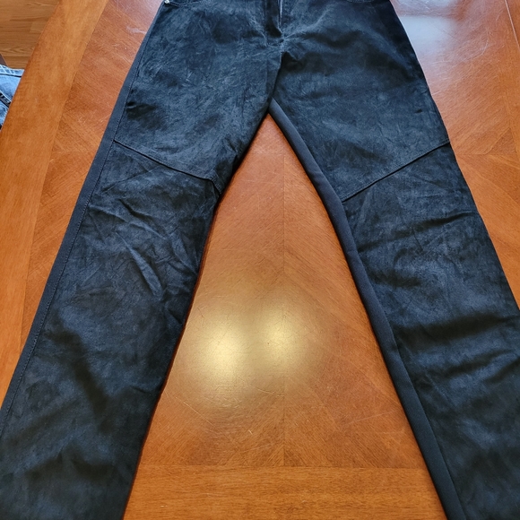 Suede pants - Picture 2 of 3
